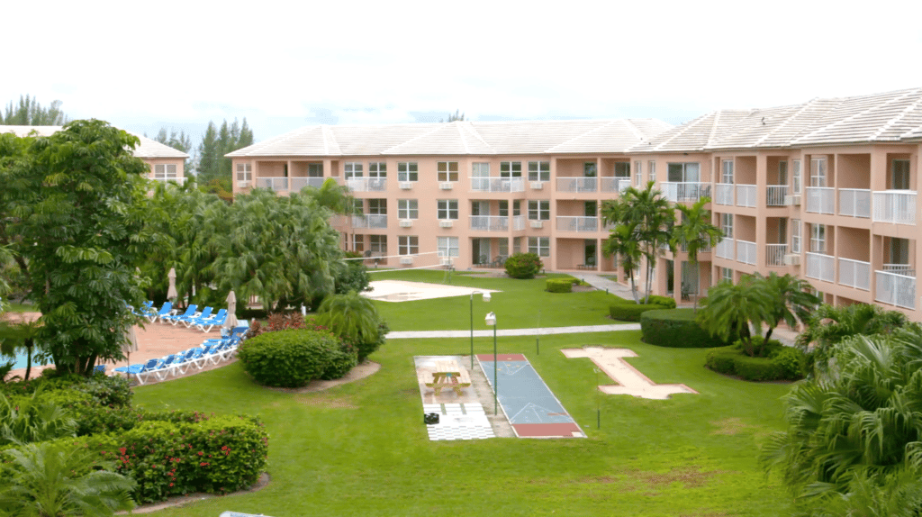 4 Reasons to Choose Condo-Style Accommodations VS All-Inclusive Bahama Resorts